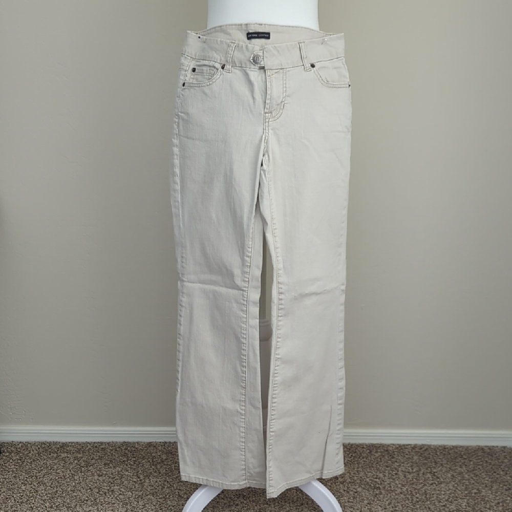 New York & Company Straight Leg Beige Jeans, Size 4